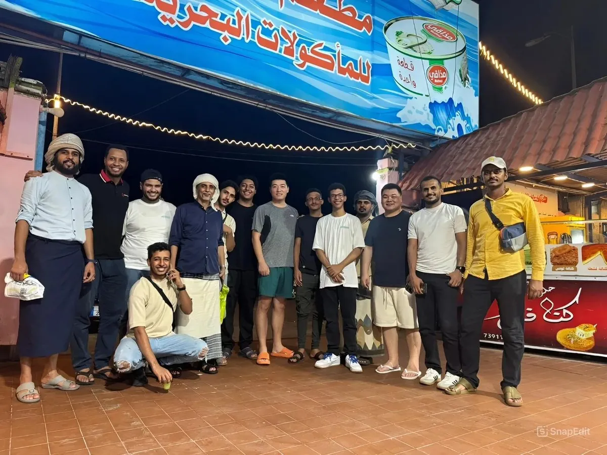 Company Hosts Delegation from Leading Renewable Energy & Electronics Retailer